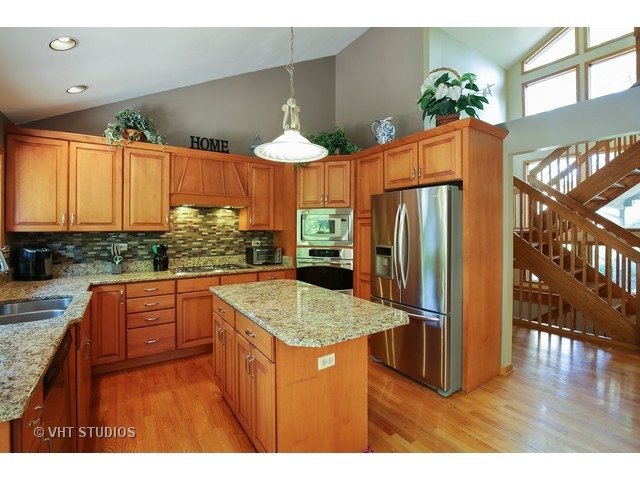 29 W531 Sunset Ridge Dr, Bartlett, IL 60103 photo 6
