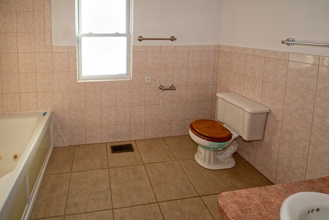 7310 W 58th St, Summit Argo, IL 60501 photo 13