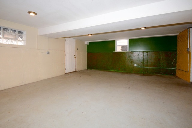 7310 W 58th St, Summit Argo, IL 60501 photo 23