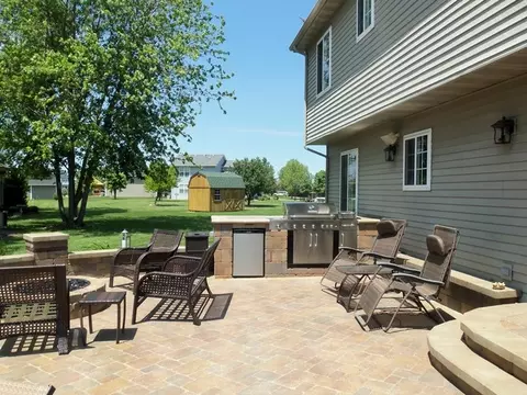 1453 Scott Cir, Morris, IL 60450 photo 3