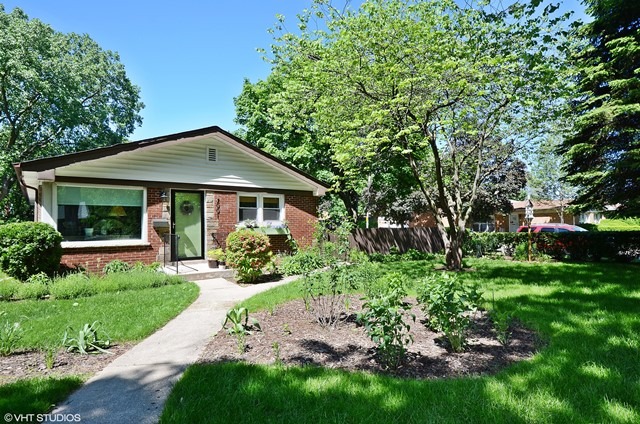 2001 Main St, Evanston, IL 60202 photo 1