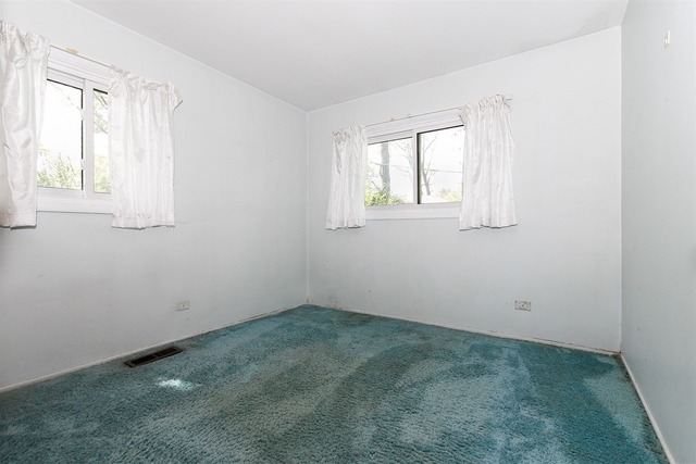 584 Durham Ct, Hoffman Estates, IL 60169 photo 11