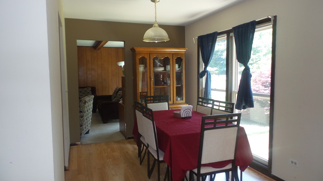 1365 Royal Blvd, Elgin, IL 60123 photo 7