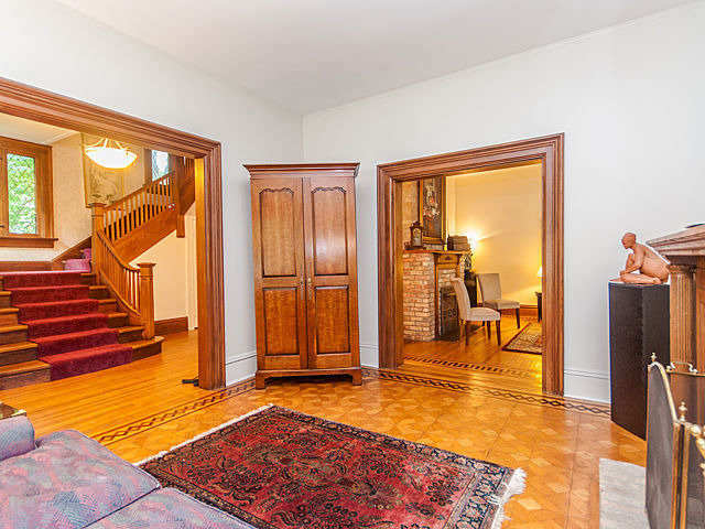 1421 Maple Ave, Evanston, IL 60201 photo 4