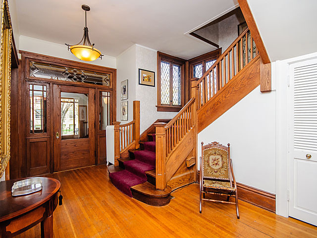 1421 Maple Ave, Evanston, IL 60201 photo 3