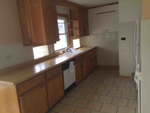 3325 Ruby St, Franklin Park, IL 60131 photo 3