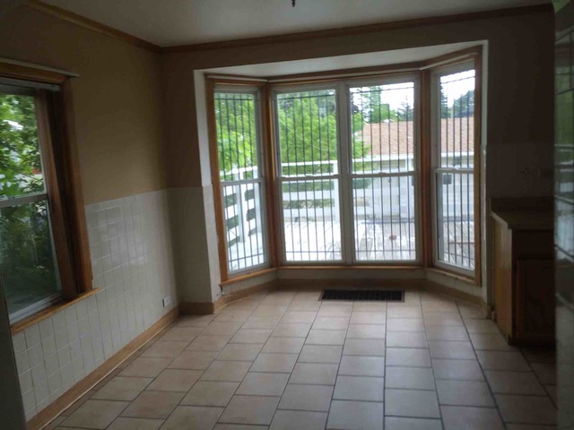 3325 Ruby St, Franklin Park, IL 60131 photo 2