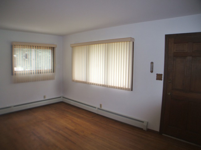 3615 Maple Ave, Mchenry, IL 60050 photo 5