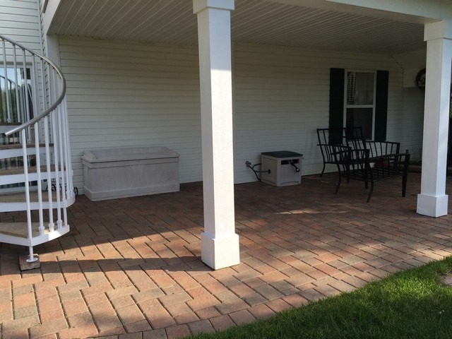 450 Flora Dr, Algonquin, IL 60102 photo 10