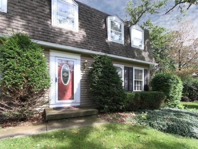 9 N799 Beckman Trl, Elgin, IL 60124 photo 2