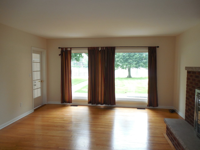 8 Elmwood Dr, Kankakee, IL 60901 photo 1