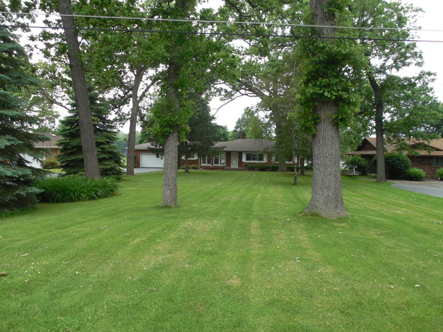 8 Elmwood Dr, Kankakee, IL 60901 photo 18