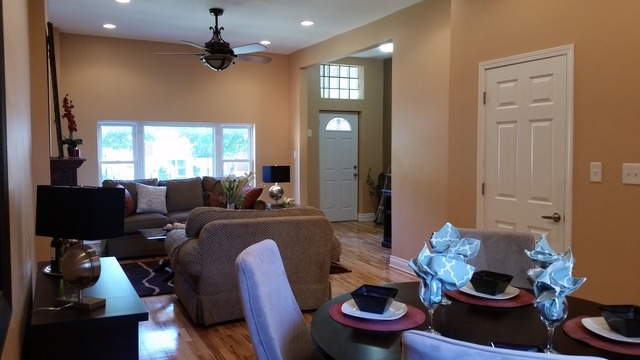 652 E Bowen Ave, Chicago, IL 60653 photo 5
