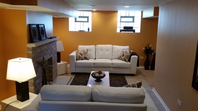 652 E Bowen Ave, Chicago, IL 60653 photo 22