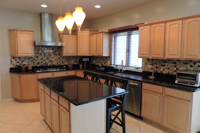901 Warwick Dr, Matteson, IL 60443 photo 3
