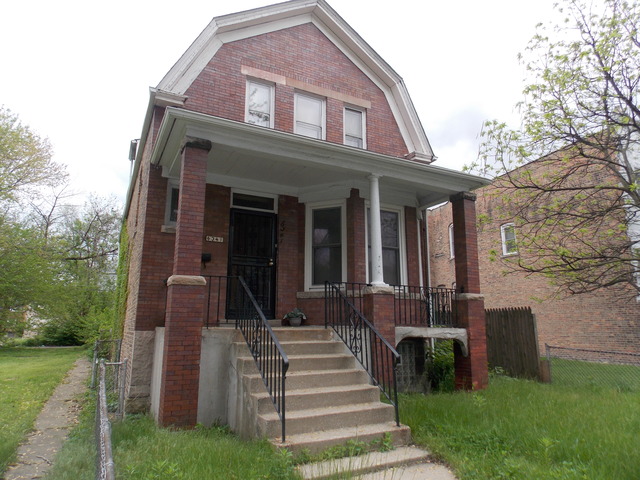 6341 S Champlain Ave, Chicago, IL 60637 photo 1
