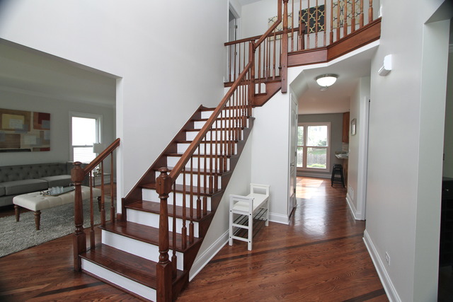 980 Harmon Blvd, Hoffman Estates, IL 60169 photo 2