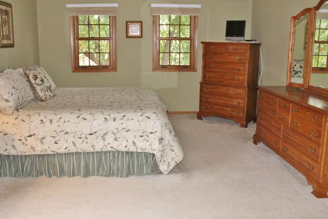 95 E Margaret Ter, Cary, IL 60013 photo 8