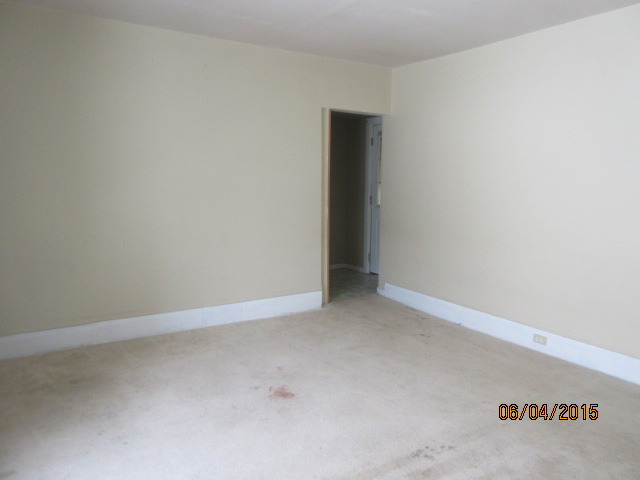 416 Addison St, Elgin, IL 60120 photo 12