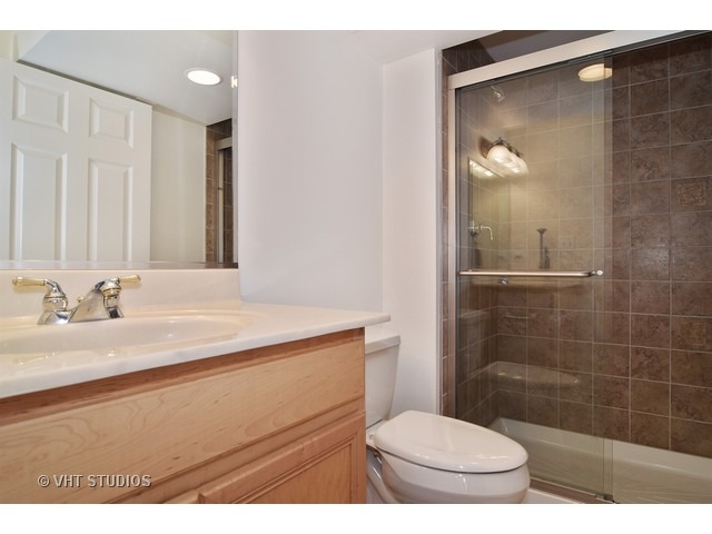 1150 Litchfield Ln, Bartlett, IL 60103 photo 16