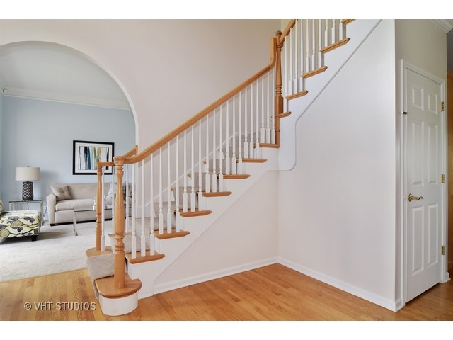 1150 Litchfield Ln, Bartlett, IL 60103 photo 11