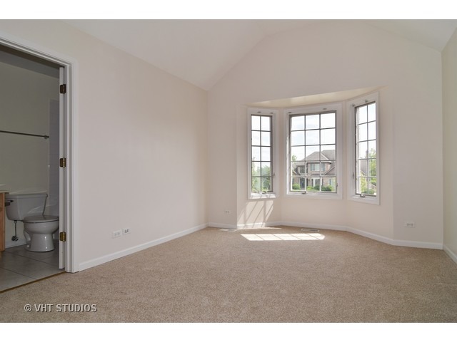 1150 Litchfield Ln, Bartlett, IL 60103 photo 14