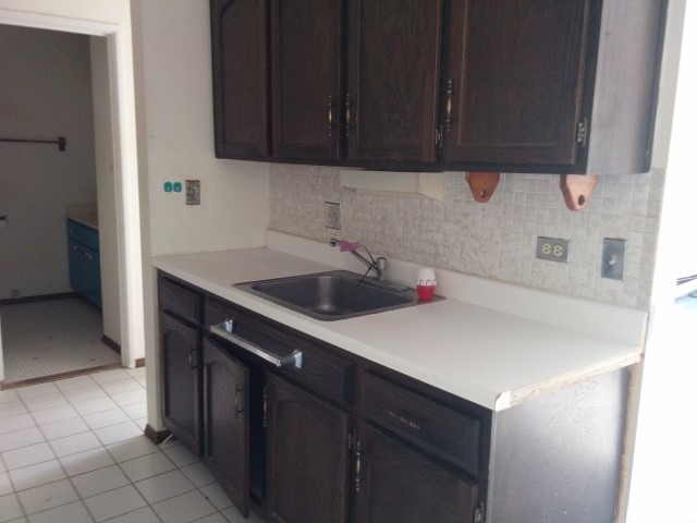 1500 Robin Cir #408, Hoffman Estates, IL 60169 photo 4