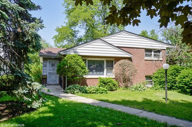 1206 Pitner Ave, Evanston, IL 60202 photo 1