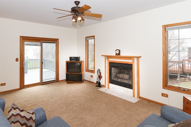 616 Rose Ln, Bartlett, IL 60103 photo 10