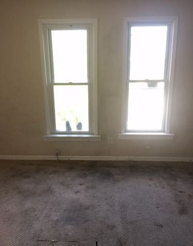 10615 S Champlain Ave, Chicago, IL 60628 photo 11