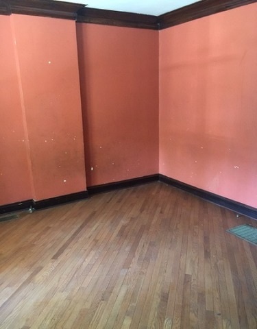 10615 S Champlain Ave, Chicago, IL 60628 photo 2