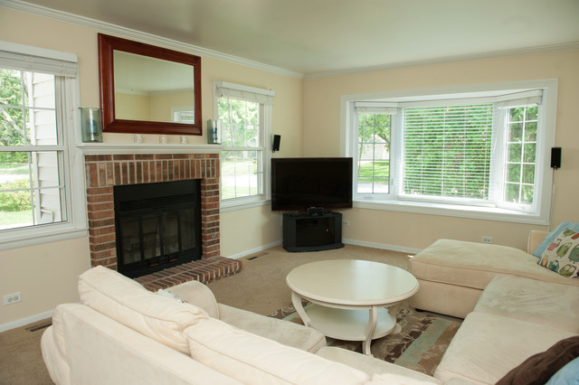 4492 Lincoln Ave, Rolling Meadows, IL 60008 photo 3