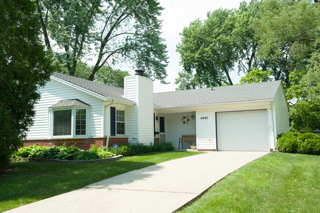 4492 Lincoln Ave, Rolling Meadows, IL 60008 photo 2