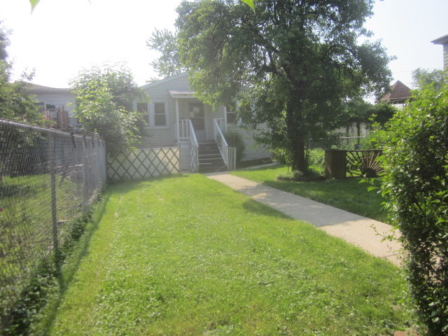 2206 N Moody Ave, Chicago, IL 60639 photo 2