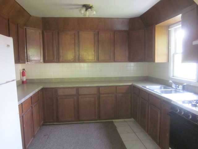 2206 N Moody Ave, Chicago, IL 60639 photo 7