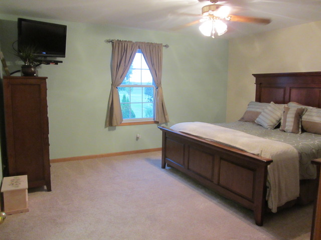 3986 E 2259th Rd, Serena, IL 60549 photo 9