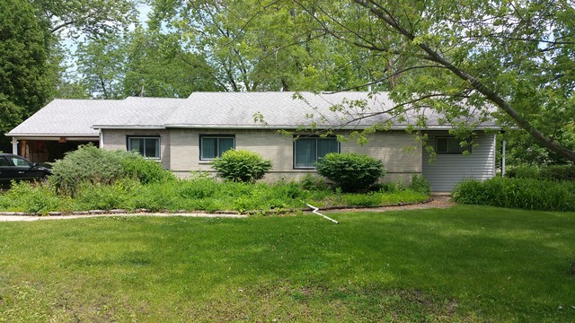 1085 Apricot St, Hoffman Estates, IL 60169 photo 1