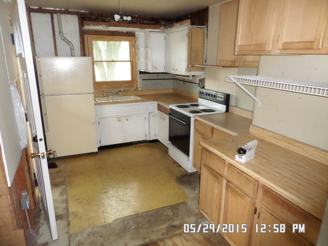 861 Walter Ave, Des Plaines, IL 60016 photo 7