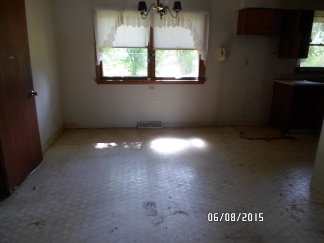 370 Lee St, Manhattan, IL 60442 photo 4