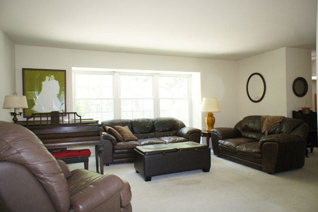 3343 Maple Leaf Dr, Glenview, IL 60026 photo 2