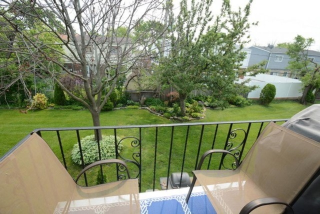9209 Bumble Bee Dr #2d, Des Plaines, IL 60016 photo 13