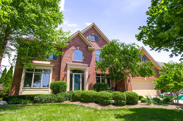 2396 Sutton Ln, Aurora, IL 60502 photo 1