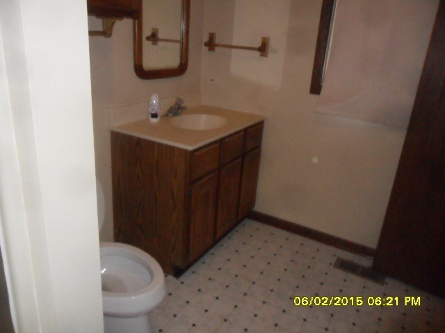796 Stewart Ave, Elgin, IL 60120 photo 7