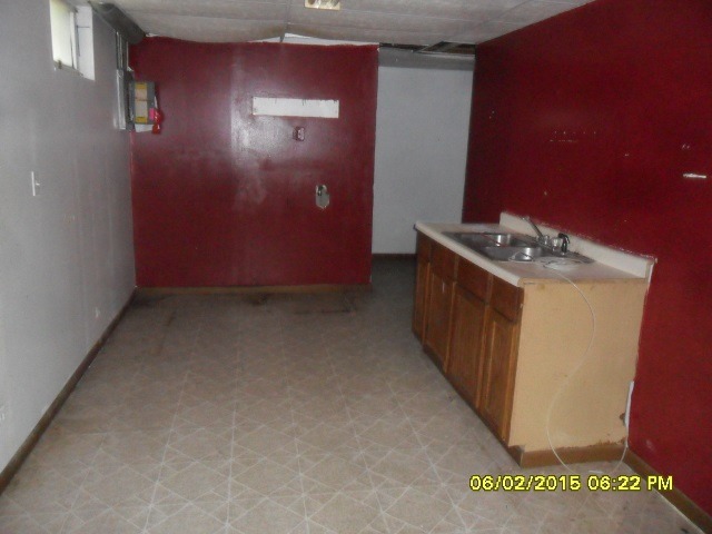796 Stewart Ave, Elgin, IL 60120 photo 9