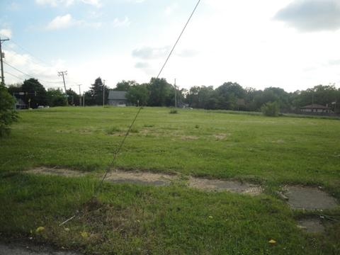 1607 Maple Rd, Joliet, IL 60432 photo 3