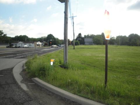 1607 Maple Rd, Joliet, IL 60432 photo 4
