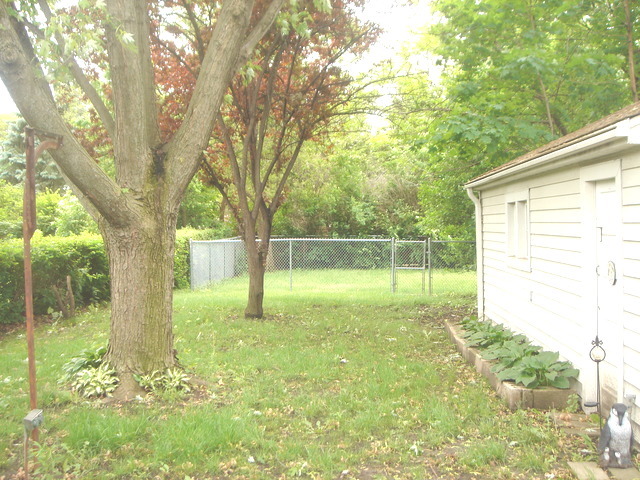 1027 E Algonquin Rd, Des Plaines, IL 60016 photo 6