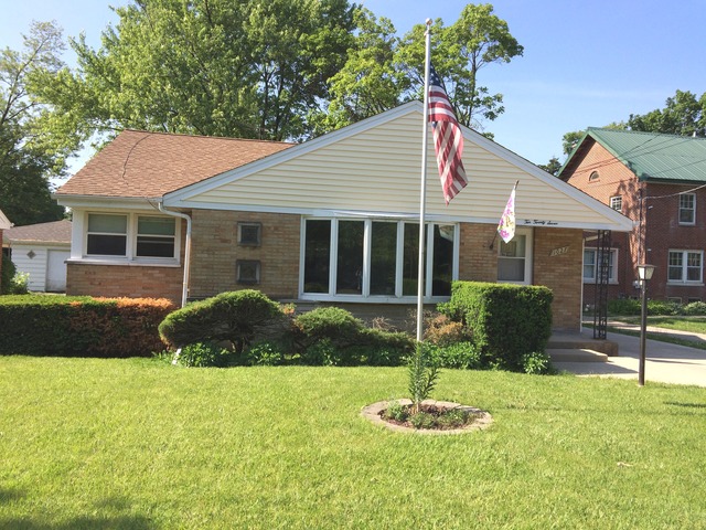 1027 E Algonquin Rd, Des Plaines, IL 60016 photo 1