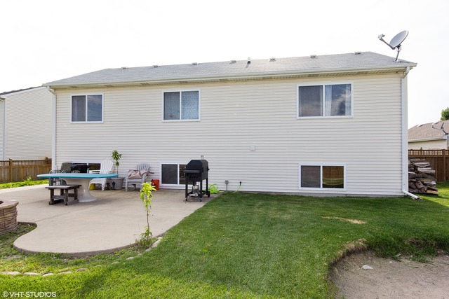 2214 Red Hawk Dr, Plainfield, IL 60586 photo 22