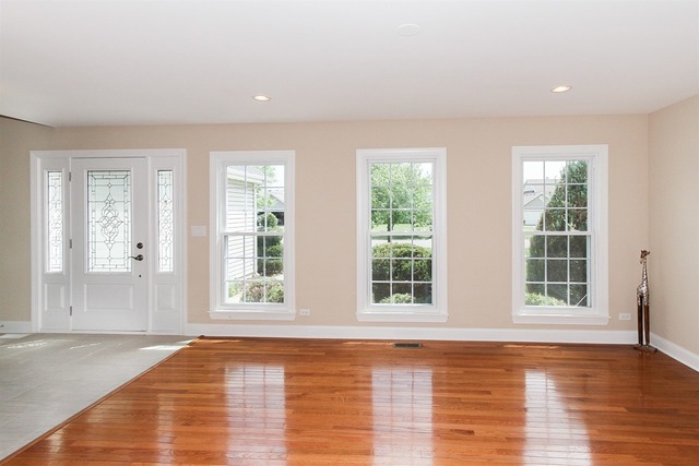 992 Longford Rd, Bartlett, IL 60103 photo 8